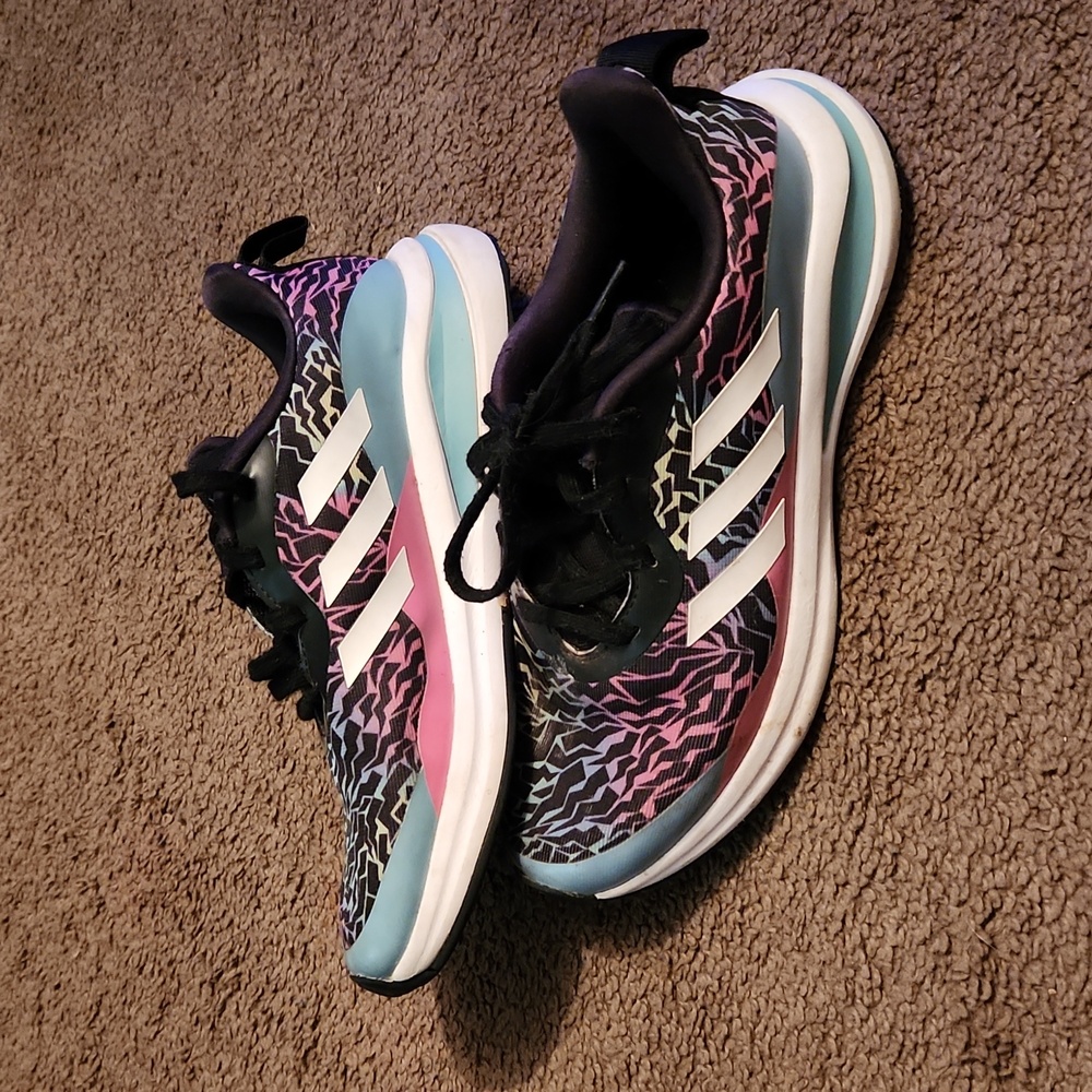 Girls Adidas Tennis shoes